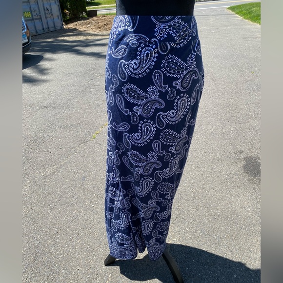 Belle by Kim Gravel Knit Maxi Skirt - Picture 3 of 4